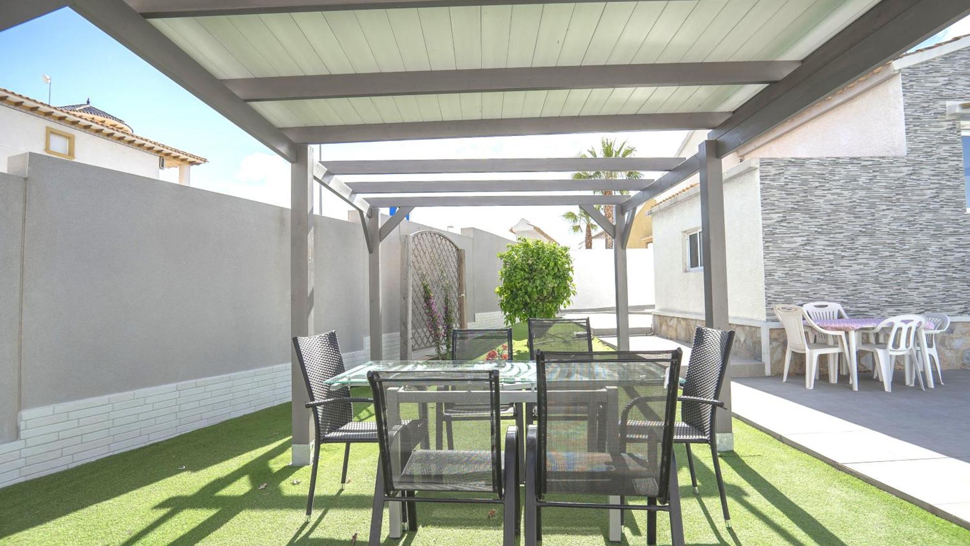 Modern Detached 4 Bed 3 Bath Villa With Private Pool Close To All Amenities Villamartin  Exterior photo